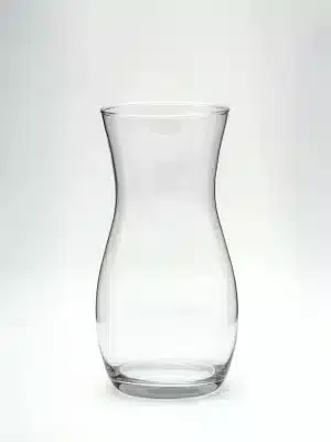 Claudia Vase - 26cm