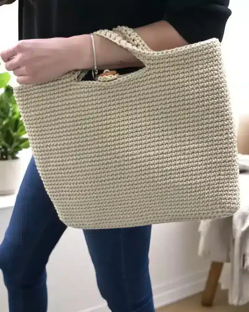 Monac Crochet Tote