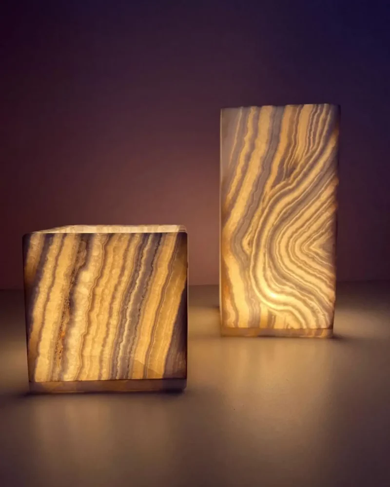 Zana Candle Holder