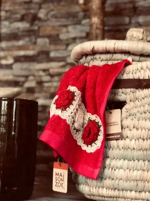 Crocheted cotton napkins - Carmine Red