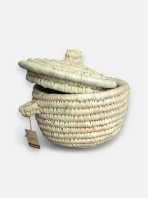 Woven straw basket - Classic