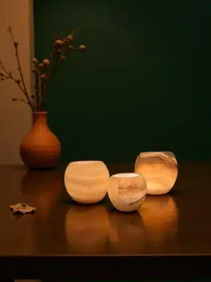 Luxy candle holder - bone soft, small